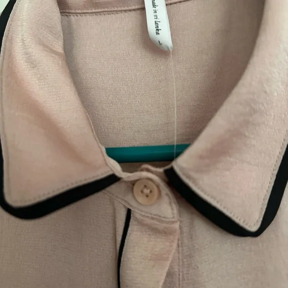 BCBGeneration rose smoke Blush Button-Down pajama top with Black Accents - Picture 11 of 12